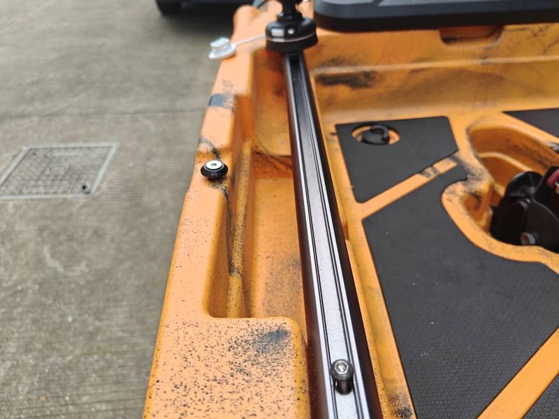 HOLVIK, fiskekajakk, komplett pakke med flap pedal, finner